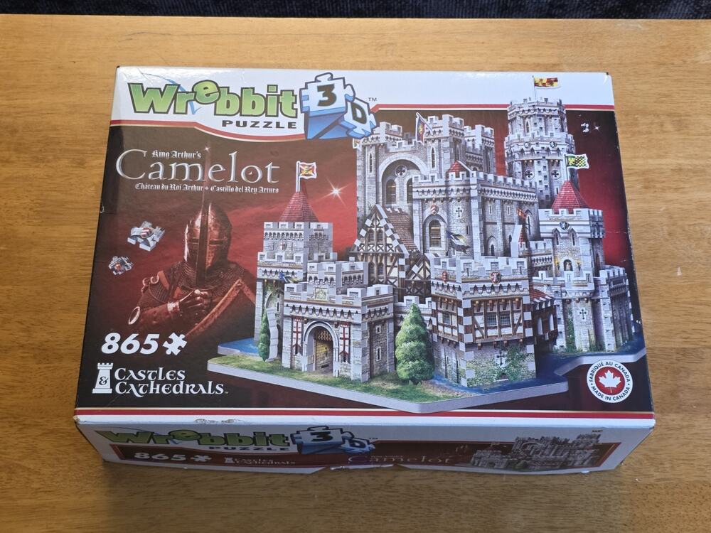 King Arthur's Camelot Castle - 3D Puzzle Wrebbit 865pc Castles & Cathedrals